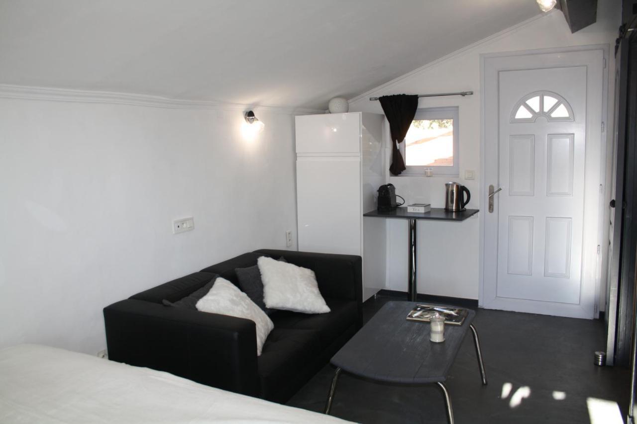 La Parenthese Amoureuse Bed & Breakfast Toulon Exterior photo